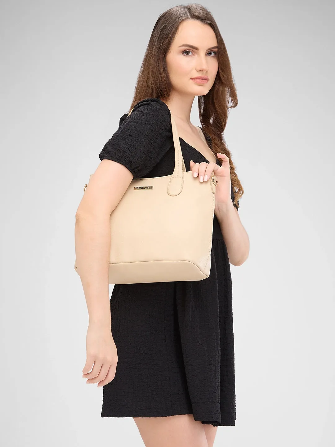 Caprese Belair Tote Medium Beige