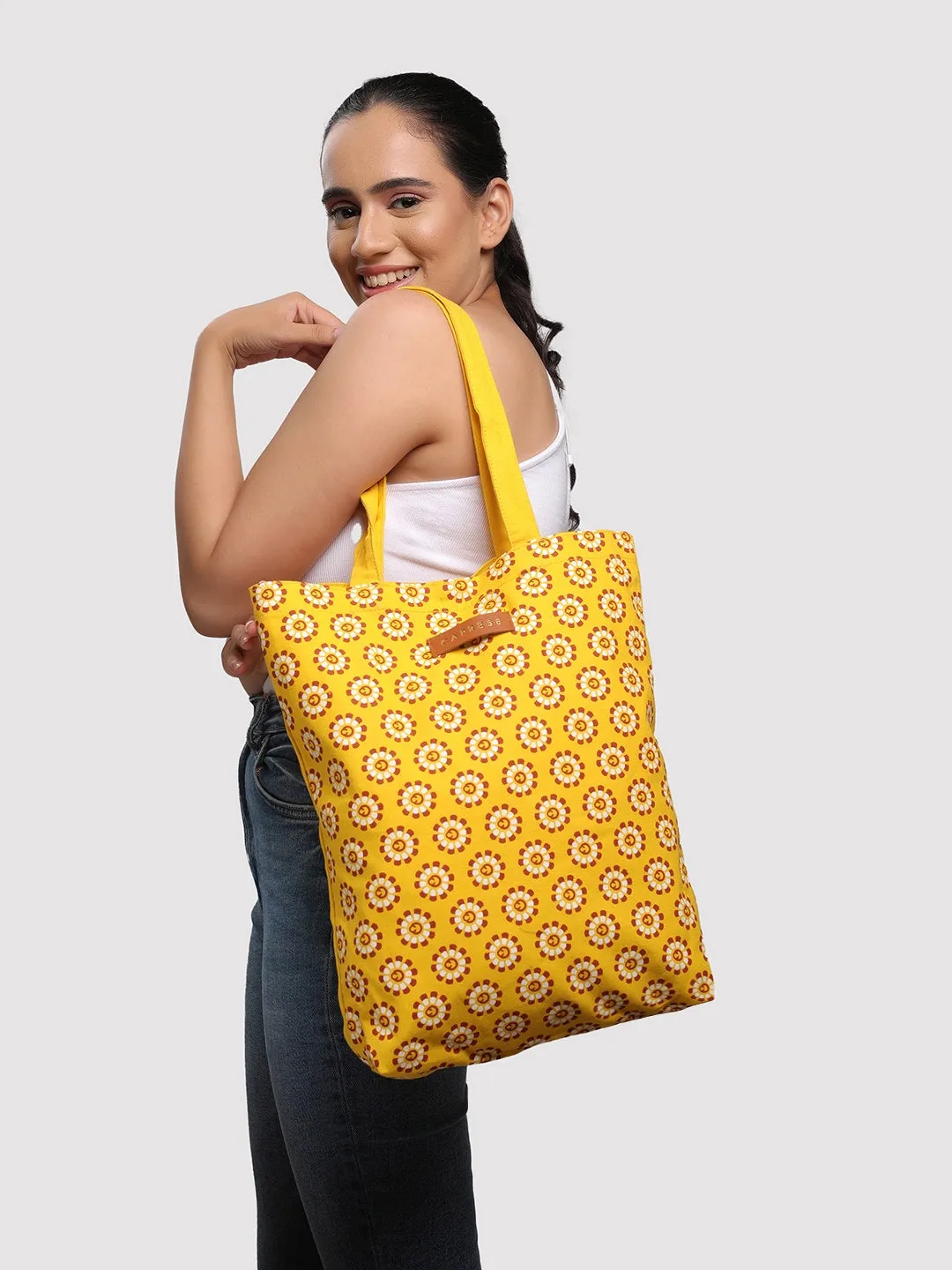 Caprese Vida Tote Medium Yellow